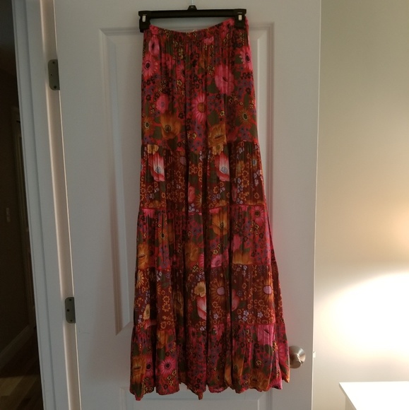 Spell Designs Desert Daisy Maxi Skirt Tulip - Picture 3 of 8